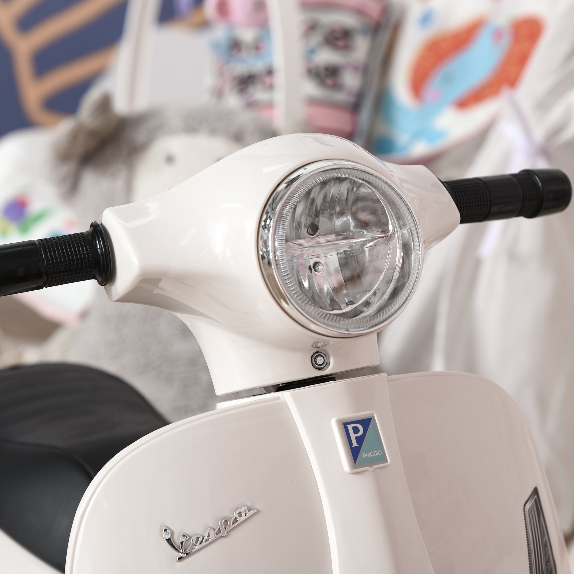 Vespa Licensed 6V Kids Electric Motorbike Ride On Motorcycle Battery Powered for 18-36 Months with Horn Headlight White