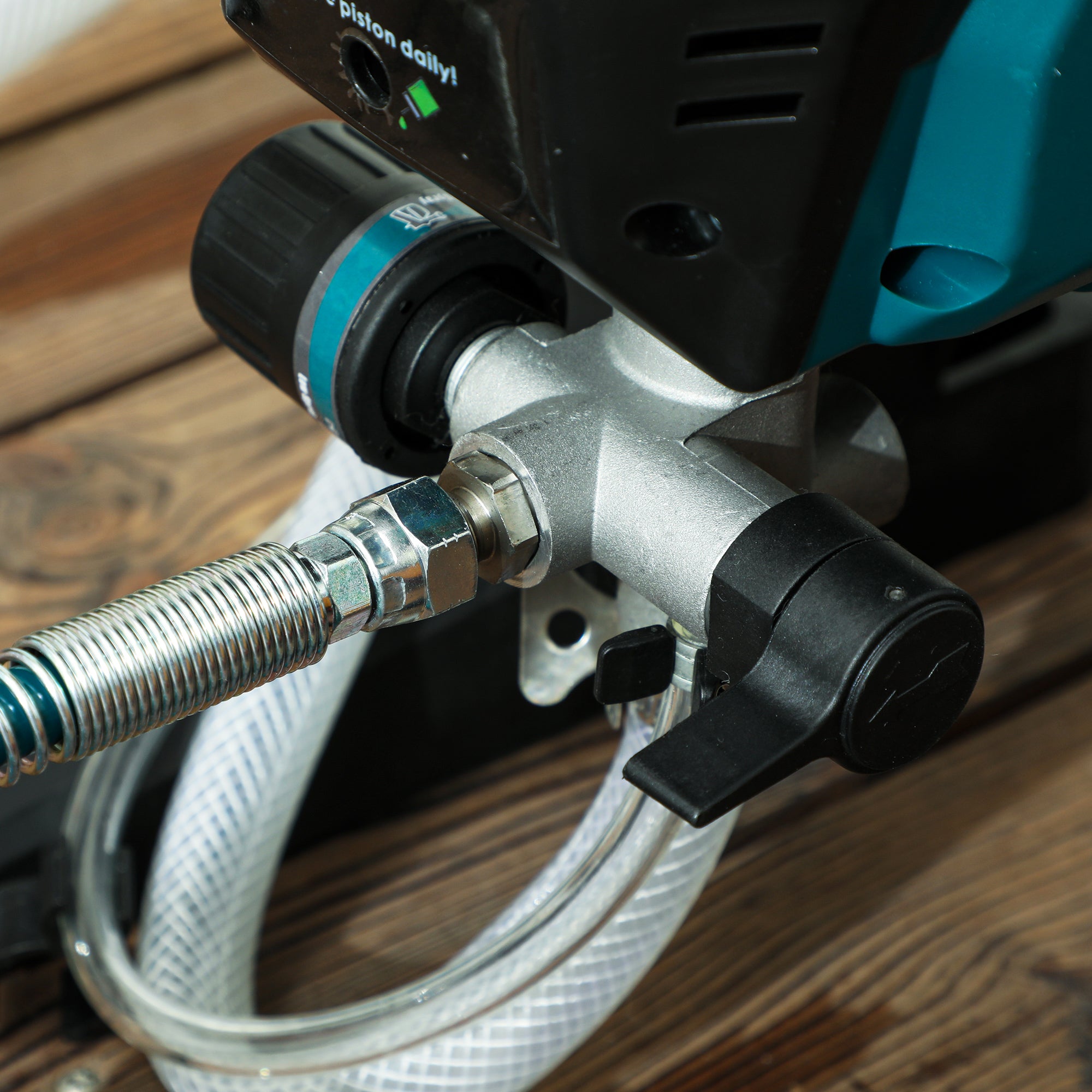 Fynco - Airless Paint Sprayer, Thinning-Free, Electric Fence Paint Sprayer for Exterior and Interior DIY Painting Projects, Wall Spray Gun Machine, Household Use, 1.5L/min, 200 Bar, 7.5 m Hose Blue