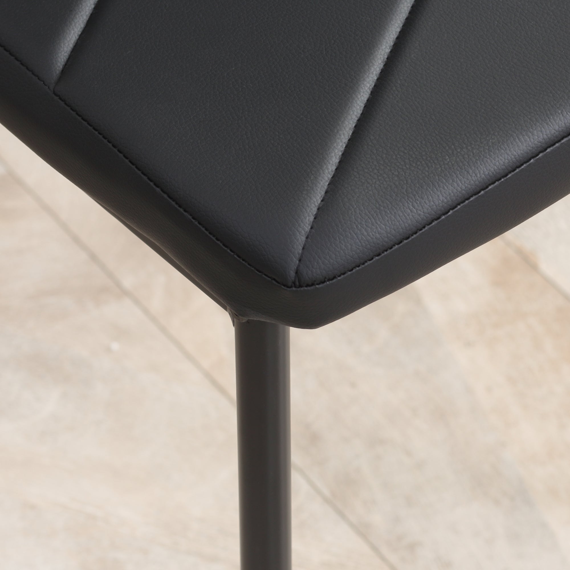 Set of 6 Faux Leather Dining Chairs - Black
