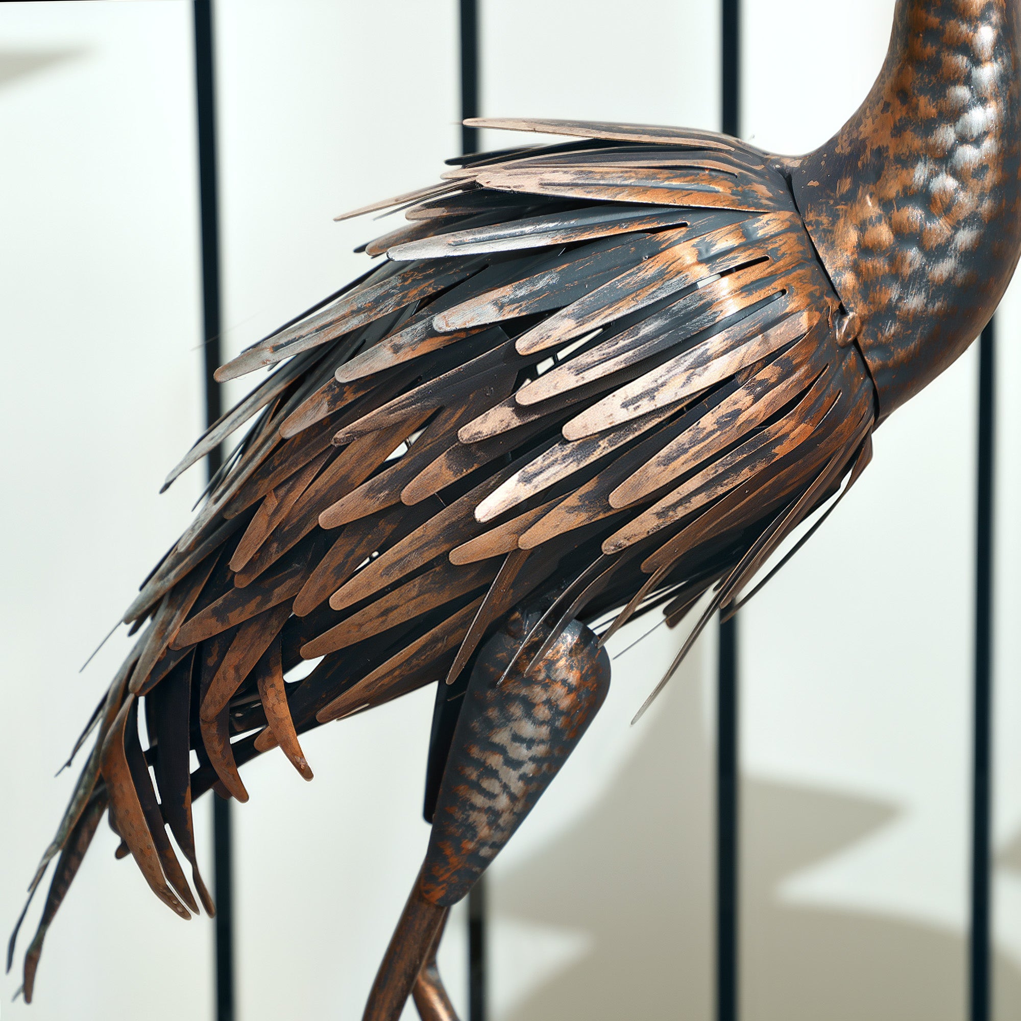 Heron Garden Statue, Standing Garden Ornament, Metal Garden Gift with Stakes for Patio Pond Landscape Decoration, Silver Tone