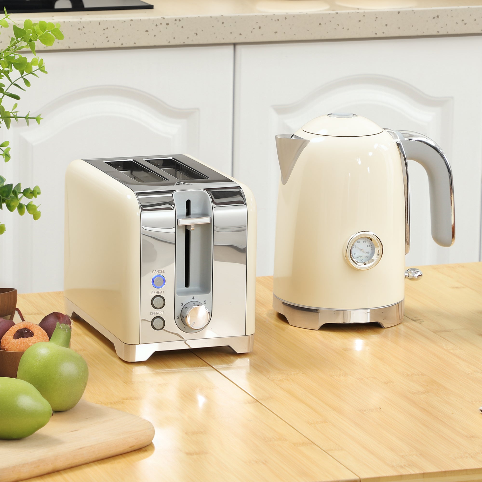 Fynco - Retro Toaster and Kettle Set - Cream