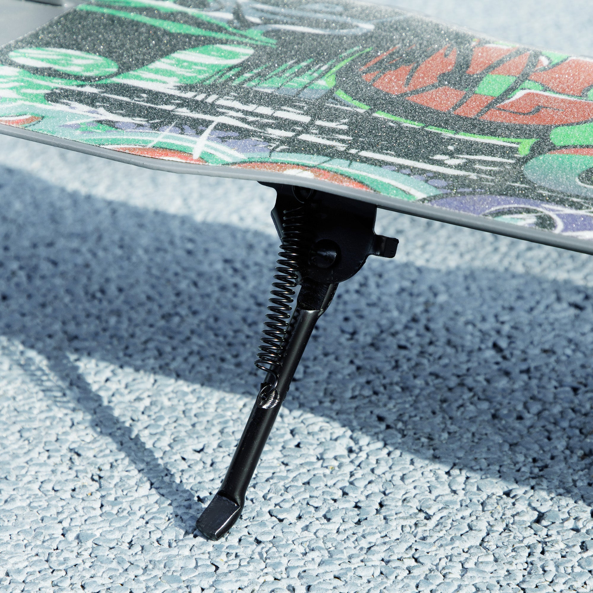 AIYAPLAY Foldable Kids Scooter with Adjustable Handlebar, 200mm Big Wheel, Rear Fender Brake, for Ages 6-12 Years, Green