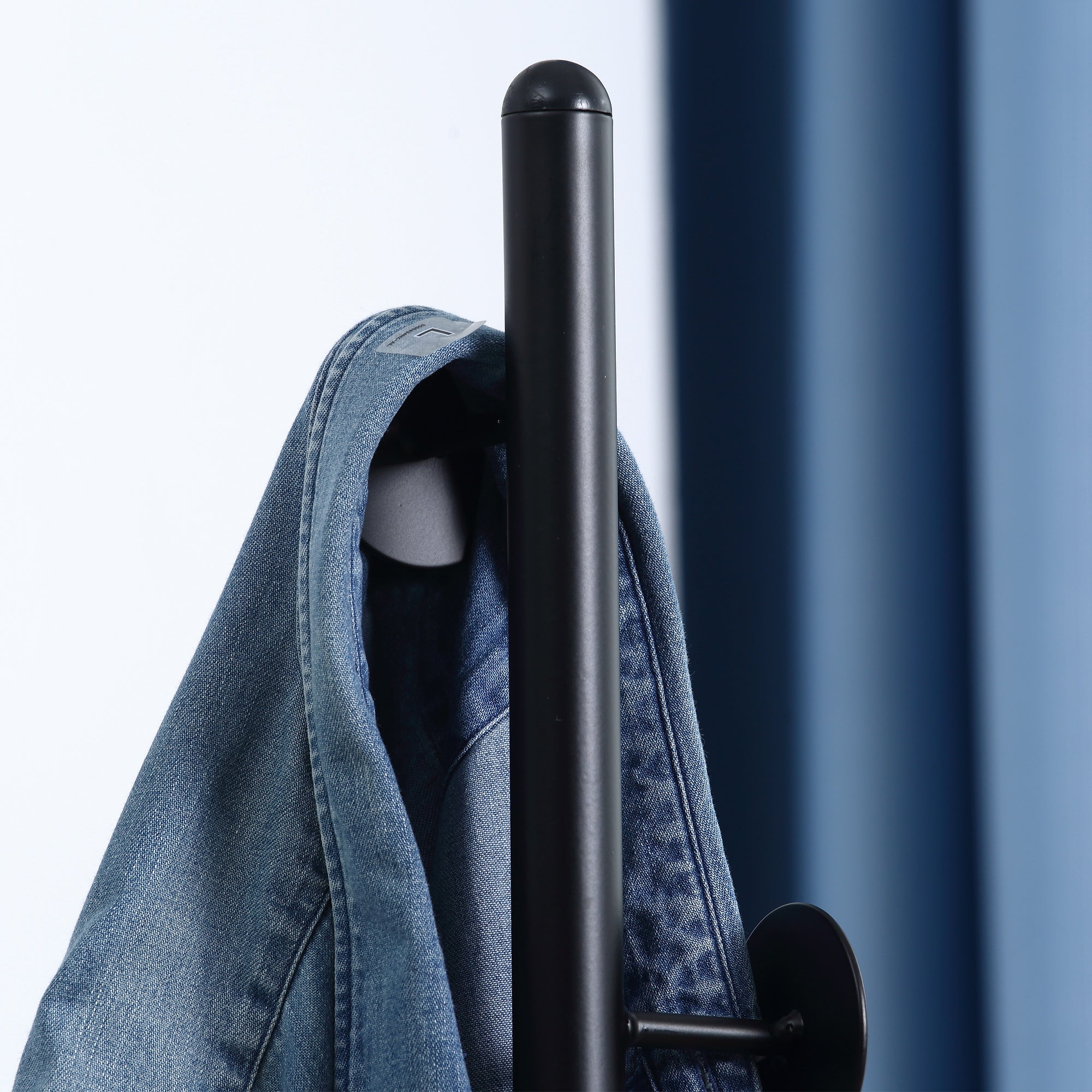 Coat Rack Free Standing Hall Tree with 8 Round Disc Hooks for Clothes, Hats,Purses, Steel Entryway Coat Stand with Marble Base for Entryway, Living Room, Bedroom, Black