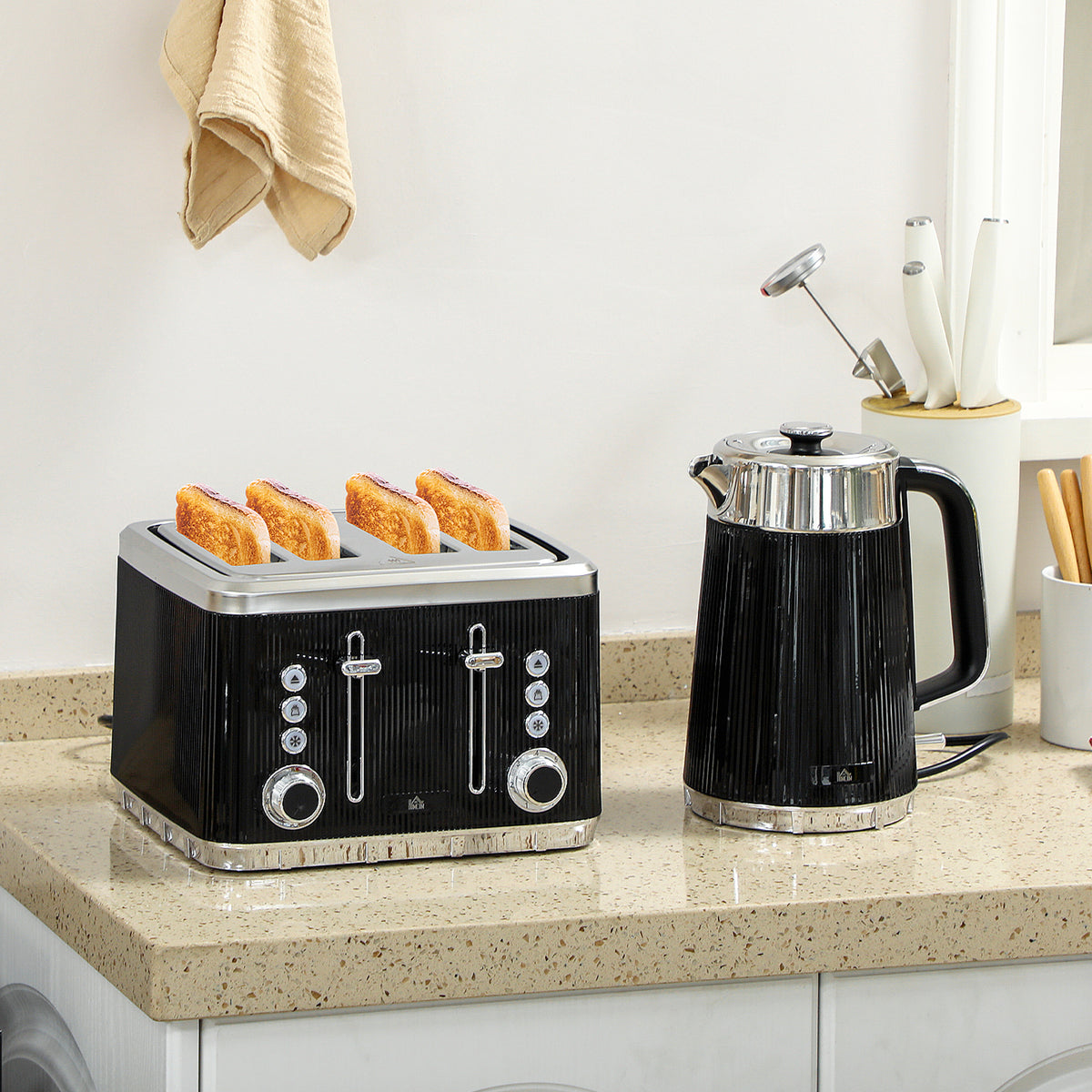 Electric Kettle and Toaster Set, 3000W 1.7L UK Strix Thermostat Rapid Boil Jug Kettle with Limescale Filter, Cool Touch Body, 4 Slice Toaster with 7 Browning Controls, Crumb Tray, Black