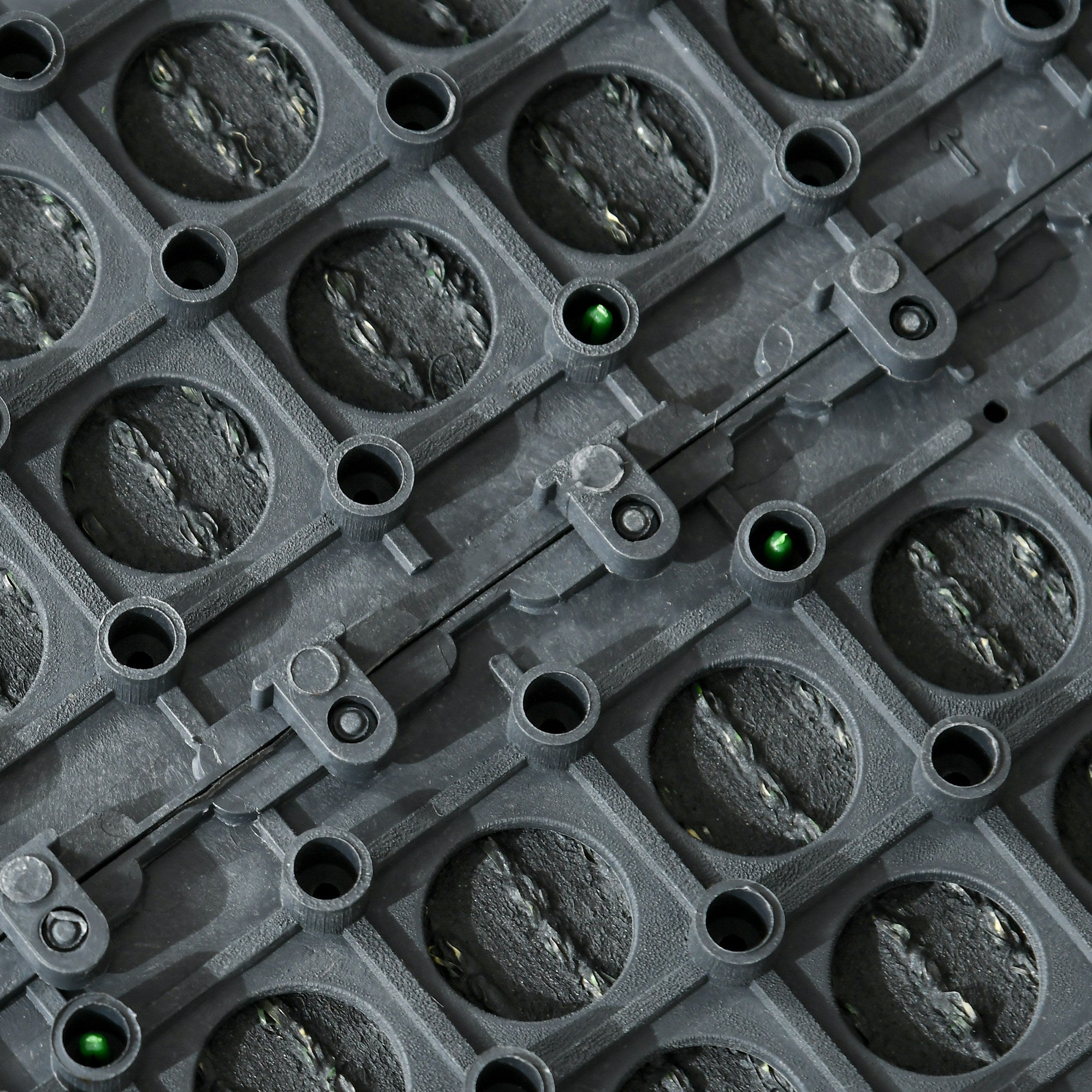 10 PCs 30 x 30cm Artificial Grass Turf, 25mm Pile Height Grass Carpet Fake Grass Mat UV Resistance for Outdoor